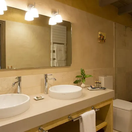 Hotel Rusticae Casa Rural Mas Rosello (adults Only) Girona